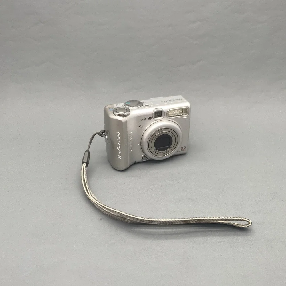 Canon PowerShot A520 4.0MP Camera - Silver 9715A001 Parts Or Not Working